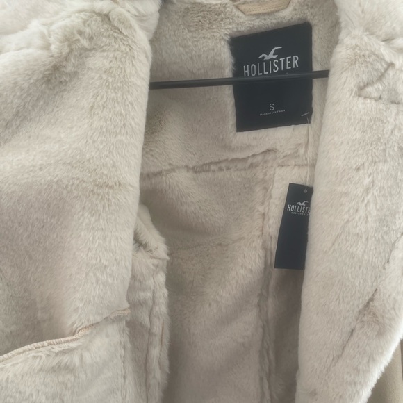Soft stylish Hollister jacket - Picture 5 of 5
